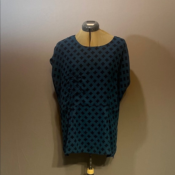 CAbi Tops - CAbi Deep Blue and Black Top